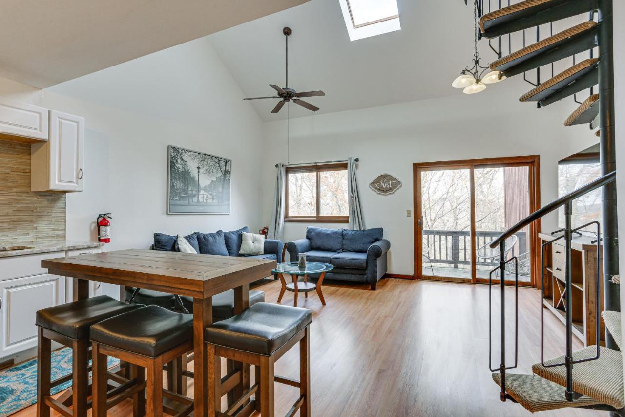 Vernon Township Condo With Balcony Near Ski Lifts! Bagian luar foto