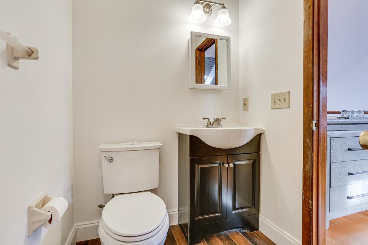 Vernon Township Condo With Balcony Near Ski Lifts! Bagian luar foto