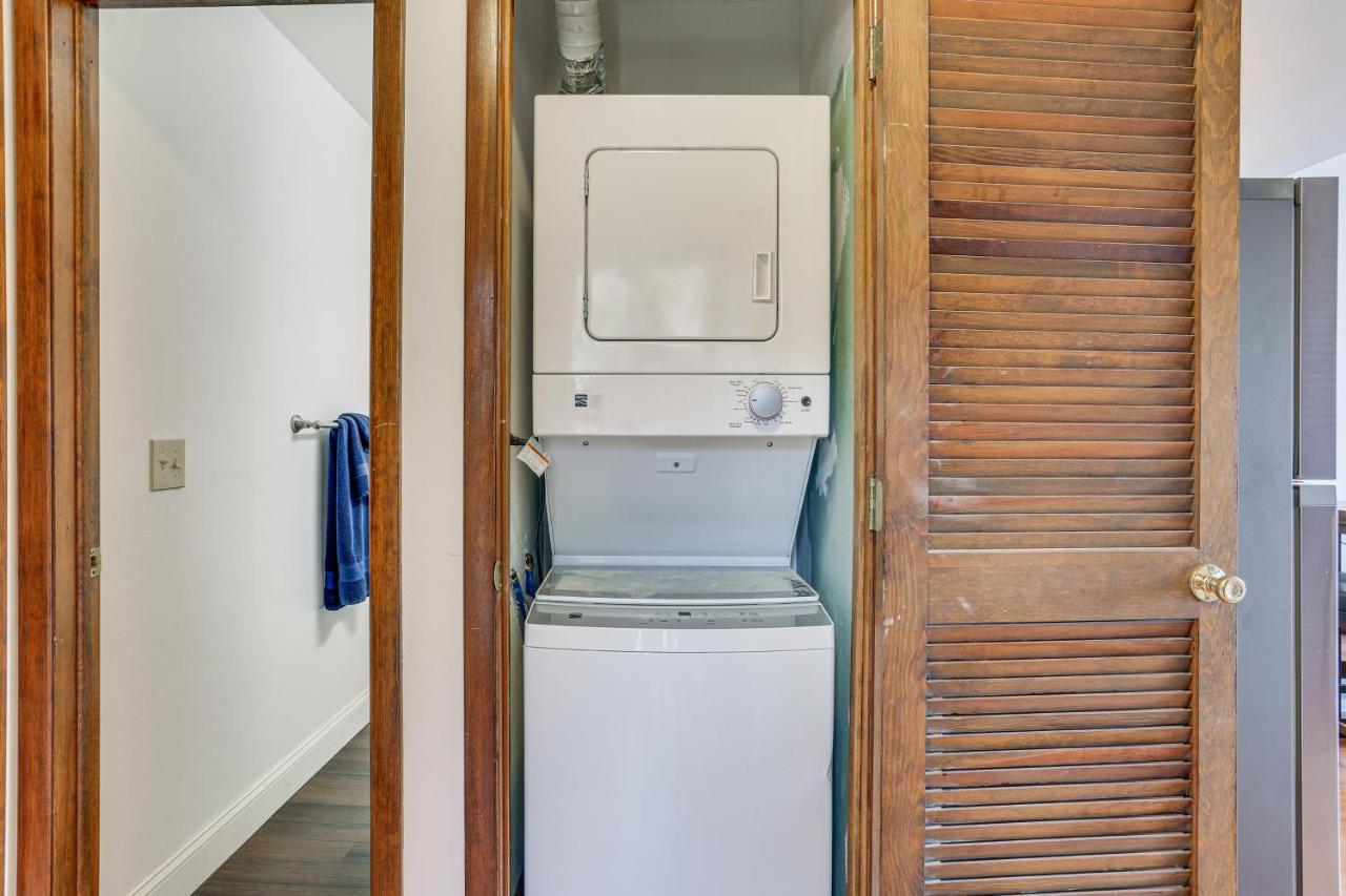 Vernon Township Condo With Balcony Near Ski Lifts! Bagian luar foto