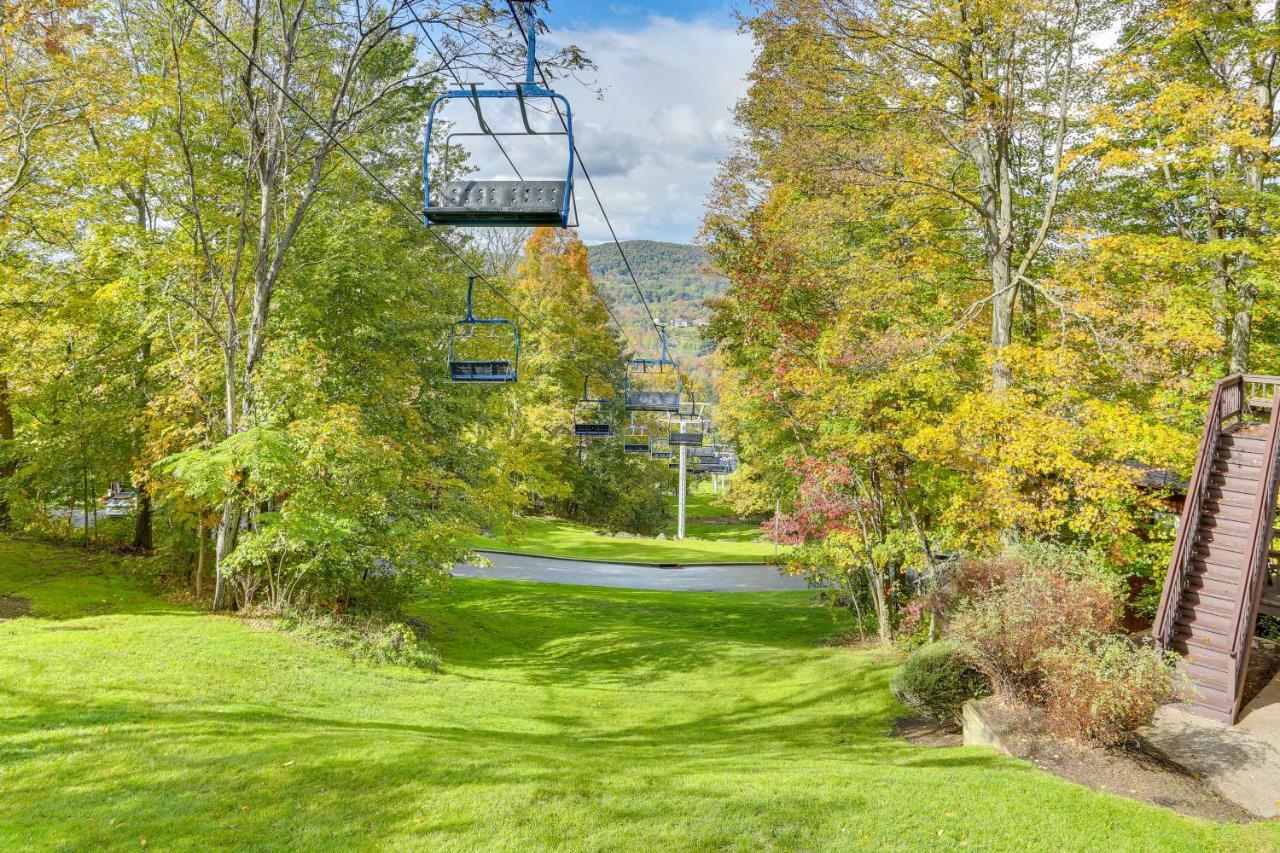 Vernon Township Condo With Balcony Near Ski Lifts! Bagian luar foto